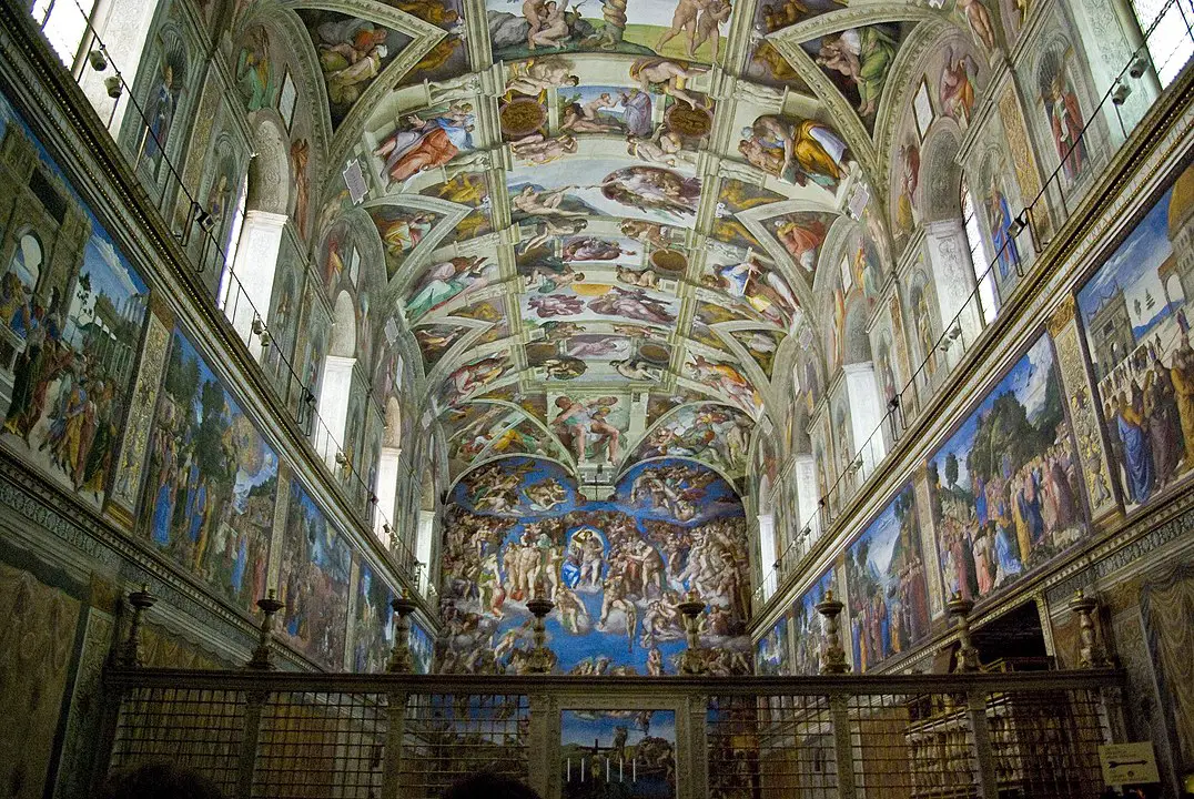 Análisis detallado de la iglesia de San Lorenzo de Brunelleschi: ¡Descubre su encanto histórico!