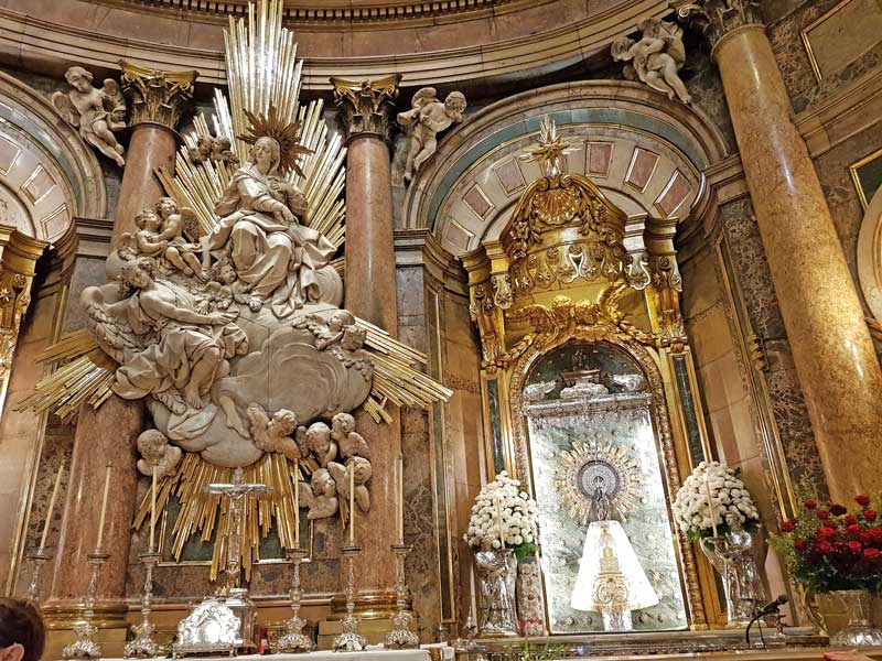 Descubre la Apasionante Historia de la Basílica del Pilar