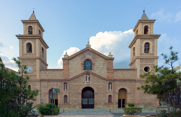 Descubre la belleza de la Parroquia Arciprestal de la Inmaculada Concepción