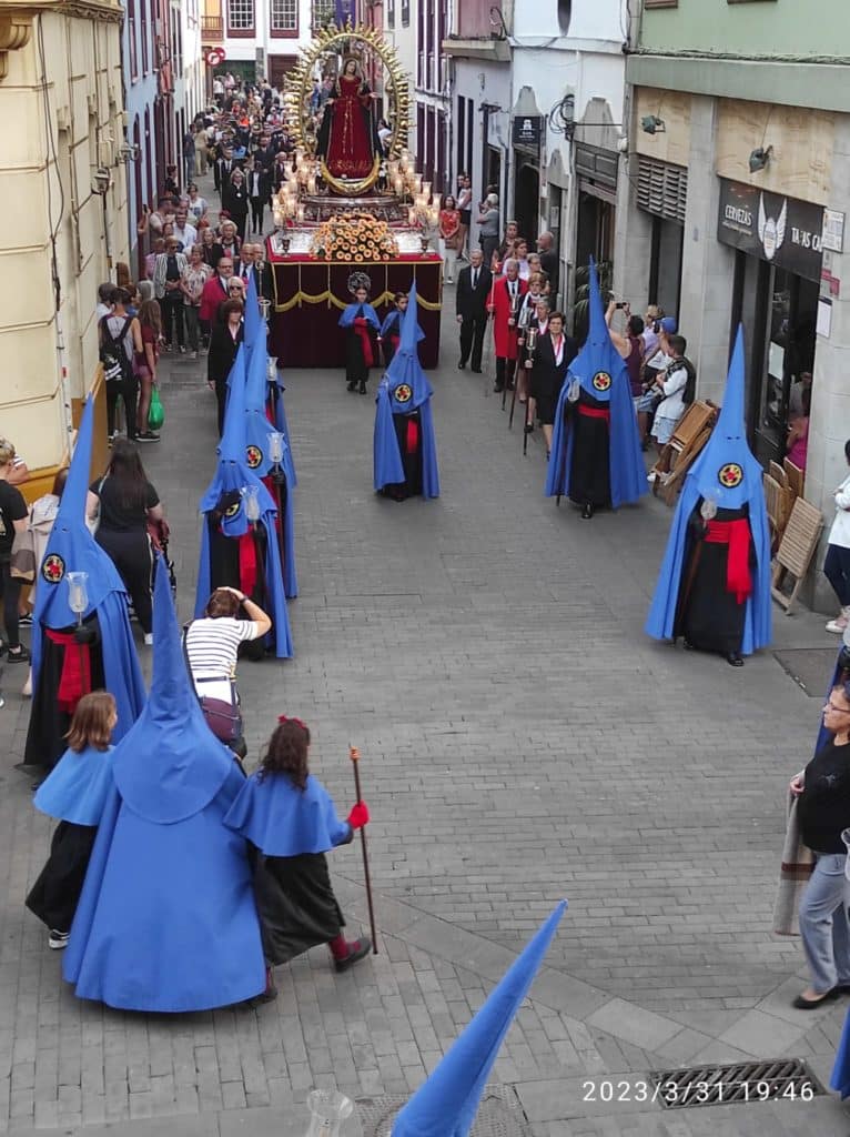 Descubre la belleza de las procesiones de Semana Santa en Santa Cruz de Tenerife