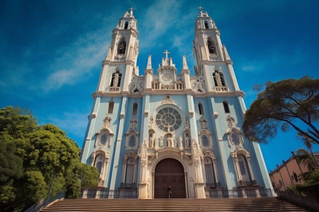 Descubre la belleza histórica y espiritual de la Basílica de Nuestra Señora de la Soledad