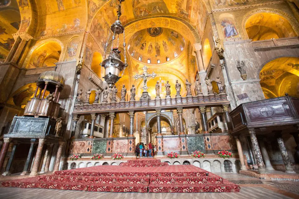 Descubre la fascinante historia de la iglesia de San Marcos en Londres