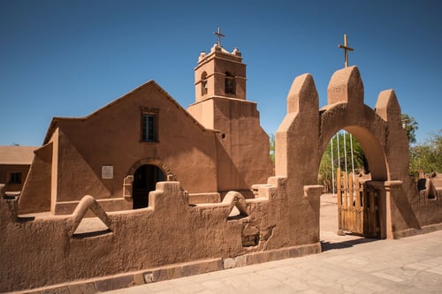 Descubre la historia y belleza de la Iglesia de San Pedro de Atacama