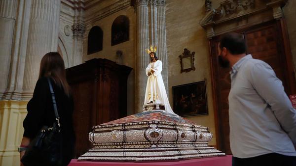 Descubre la historia y devoción a la Virgen de Víñeros en Málaga