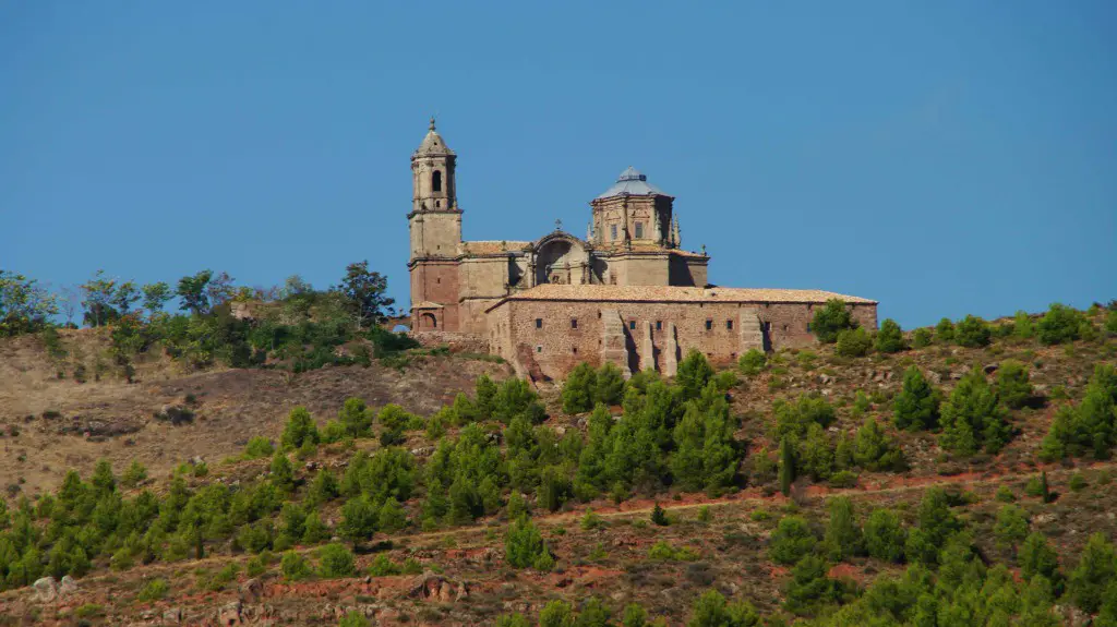 Descubre la historia y devoción en la Basílica de San Gregorio Ostiense en Sorlada