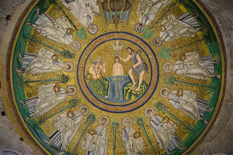 Descubre la historia y el encanto de la Basílica Emilia