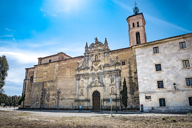 Descubre la historia y misterio de la iglesia de San Zoilo en Carrión de los Condes