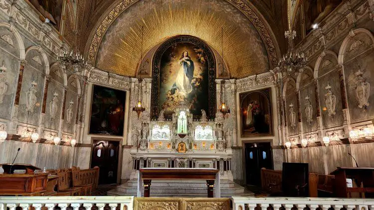 Descubre la majestuosa Basilica Notre Dame de Montreal: Un lugar de devoción y maravilla