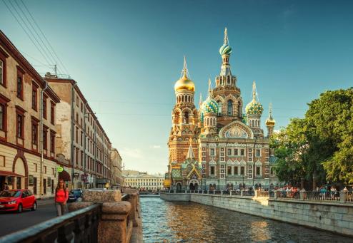Descubre la majestuosa Iglesia de la Resurrección de Cristo en San Petersburgo