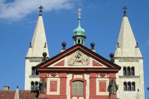 Descubre la majestuosa iglesia de San Jorge en Praga