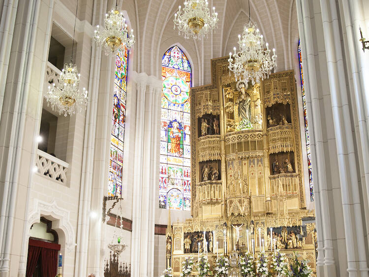 Descubre la majestuosa iglesia de San Judas Tadeo en Madrid