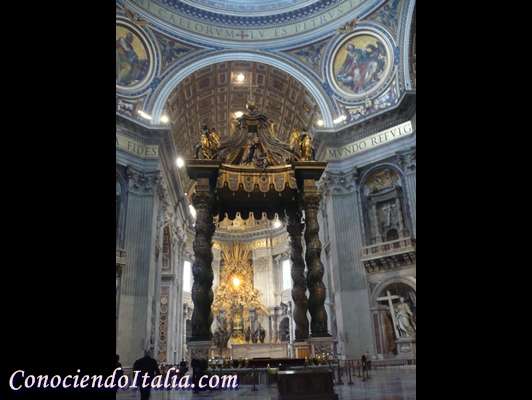 Descubre la majestuosidad de la Basílica Pontificia de la Santa Cruz