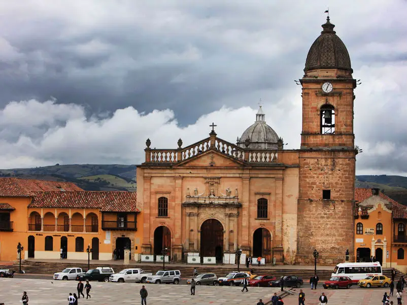 Descubre la Majestuosidad de la Catedral Basílica Metropolitana de Santiago de Tunja
