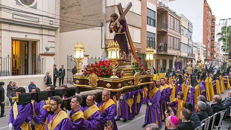 Descubre las impresionantes procesiones de Semana Santa en Ciudad Real