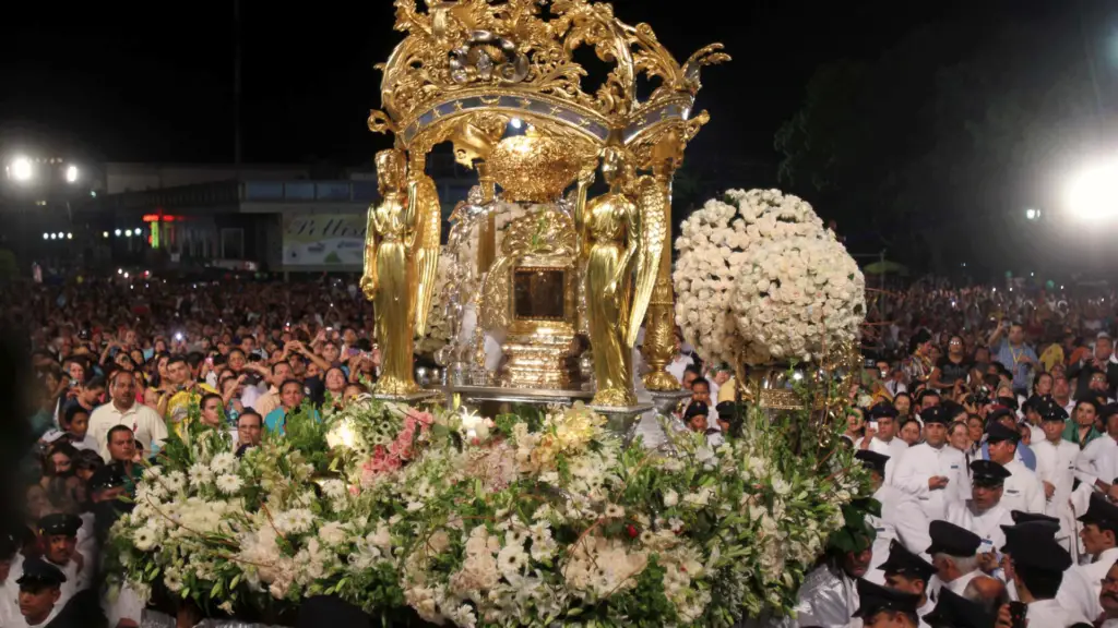 El Milagro de la Virgen de Chiquinquirá: Fe y Devoción sin Límites