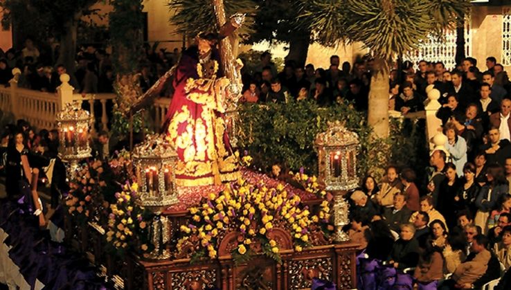 Experiencia única: Procesiones de Semana Santa en Almería