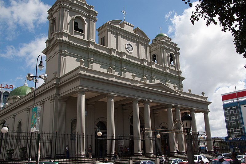 Explorando la majestuosa catedral basílica de San José: un tesoro histórico y espiritual