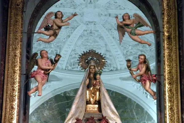 La Virgen de Orduña: Historia y devoción de una patrona milagrosa