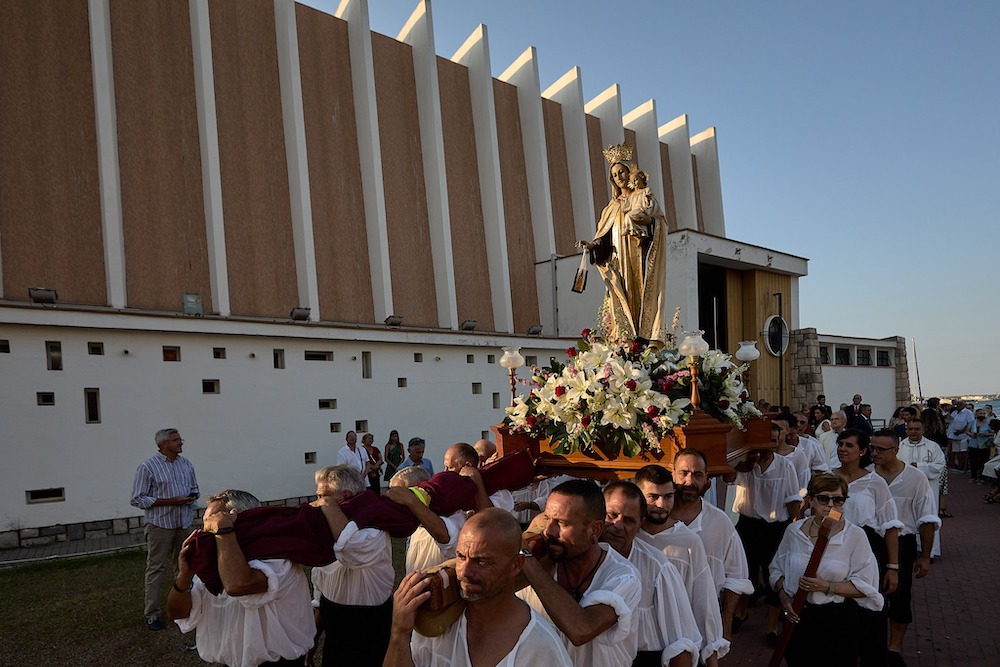 Paseos de Fe: Descubre las Procesiones de Semana Santa en Gandia