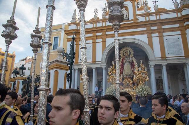 Procesiones en Sevilla: Tradición y devoción en octubre