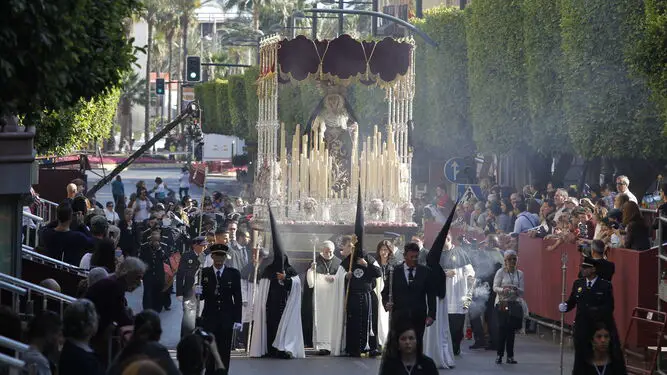 Vive la emoción de las procesiones del Domingo de Ramos en Almería