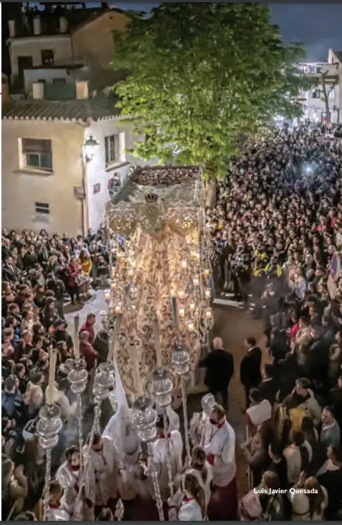 Vive la emoción de las procesiones en Granada este domingo