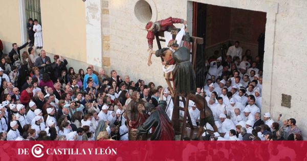 Vive la emoción de las procesiones en Medina de Rioseco